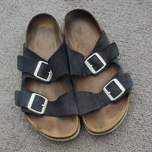 Birkenstocks Gray  Sandals with White Buckles 11W